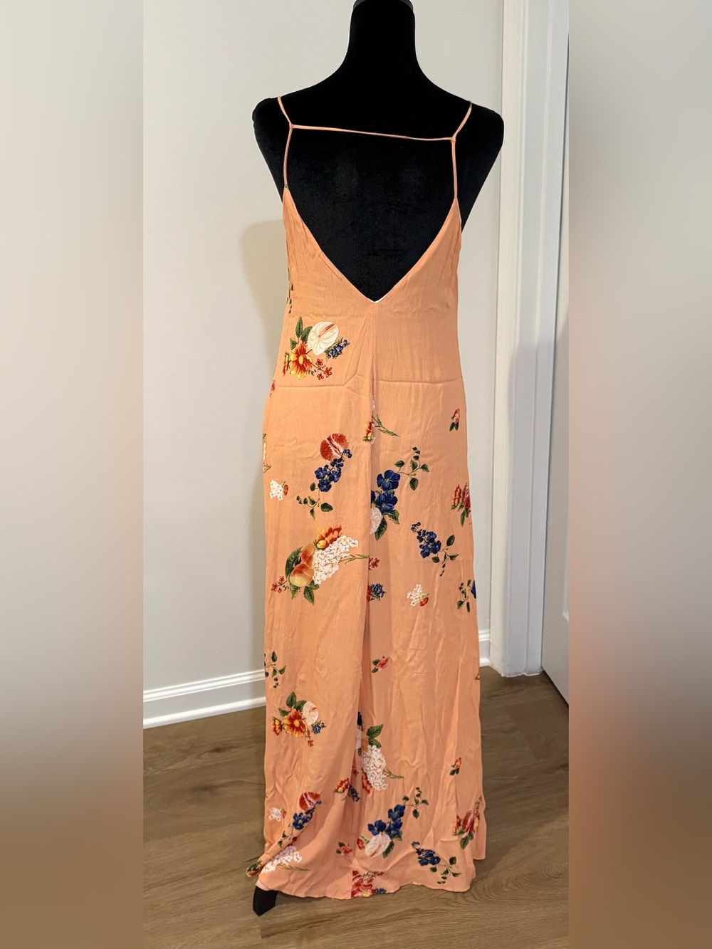 Farm Rio Maxi Dress Tropical Strappy V Neck Sz M Peach Color - For Repair *FLAW* - Picture 2 of 13